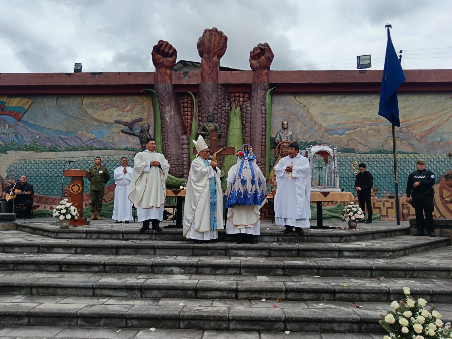 virgen_del_cisne_comandancia2