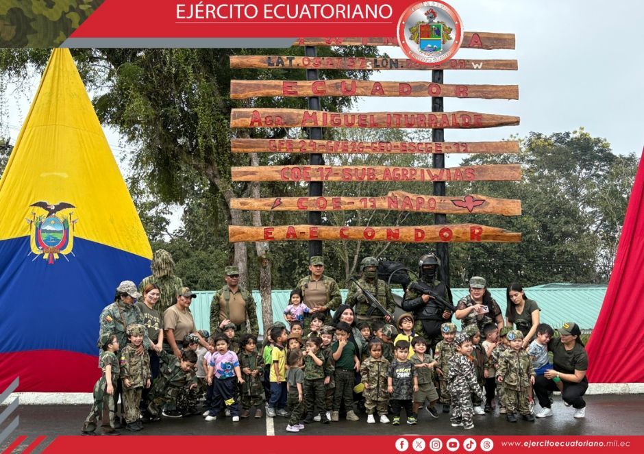 Un día Inolvidable: Niños conocen de cerca la vida del soldado