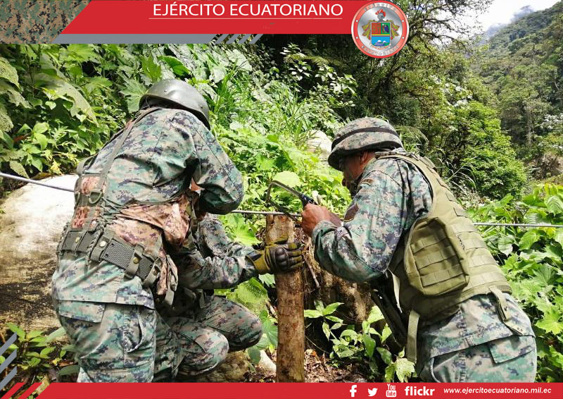 Se inhabilitó un paso ilegal sobre el río Aguarico