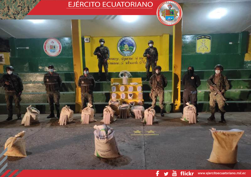 Militares incautaron explosivos en Zamora Chinchipe