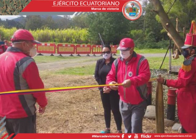 Deportistas que apoyan a la Fundación Virgen de la Merced participan en nueva pista atlética