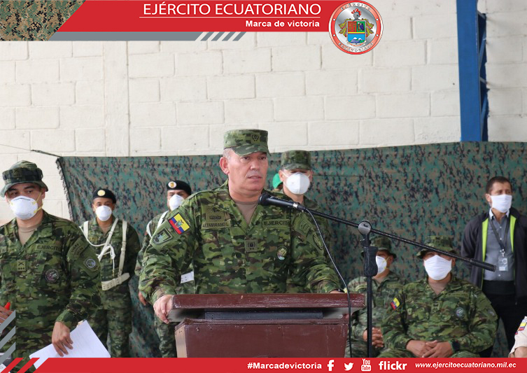 Comandante del Ejército entrega insumos médicos a la Brigada de Selva N. ° 19 Napo