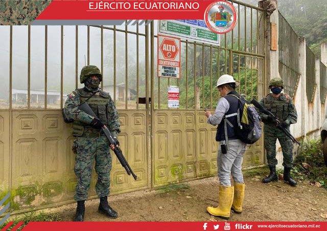 Ejercito realizó control de minería ilegal en el cantón Camilo Ponce Enríquez