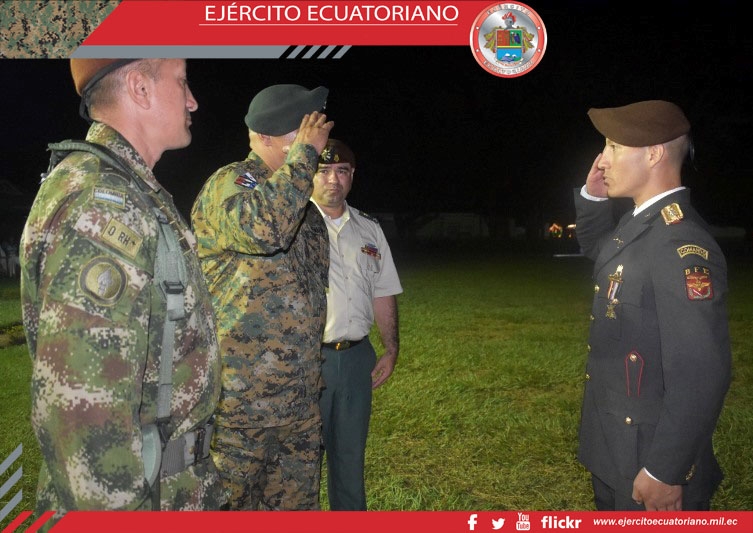 Militares del Ejército Ecuatoriano obtuvieron reconocimientos del Ejército Nacional de Colombia