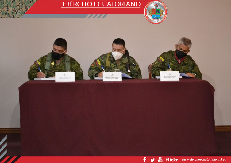 Escuela de Servicios y Especialistas  llevó a cabo ceremonia de cambio de mando