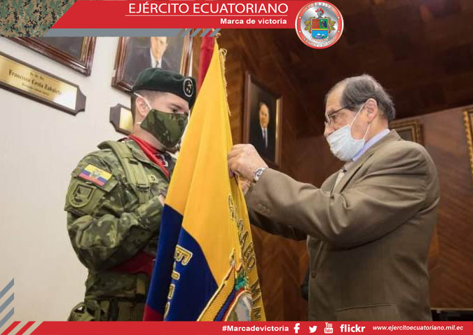 Grupo de Artillería N.º 7 Cabo Minacho recibió reconocimiento en la ciudad de Loja