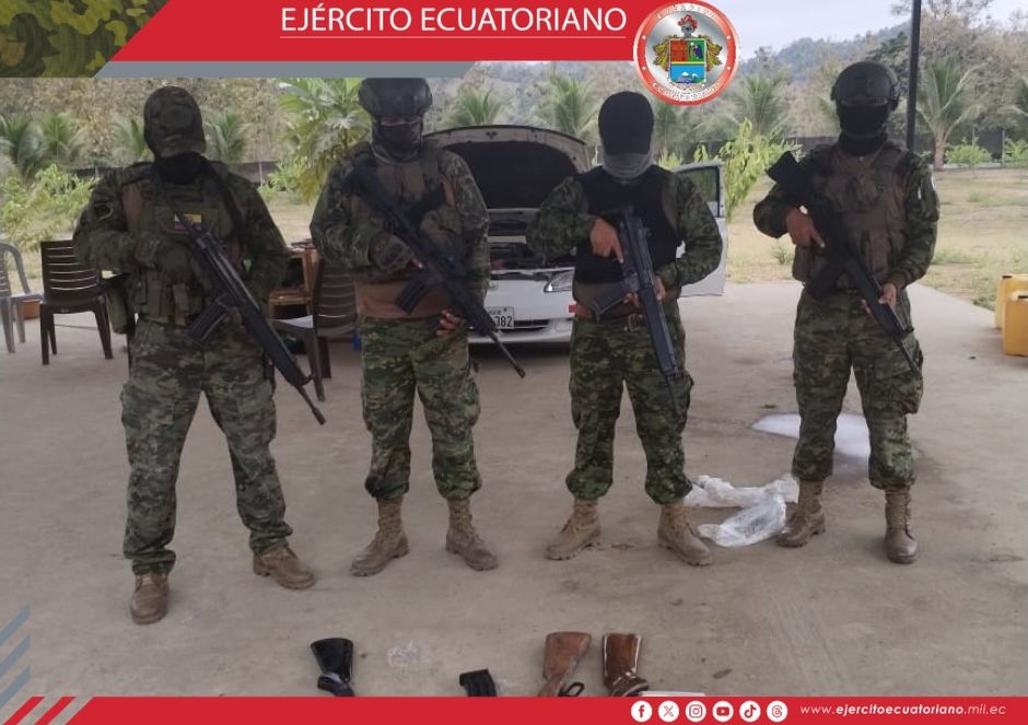 Ejército da fuerte golpe a bandas delincuenciales en Manabí