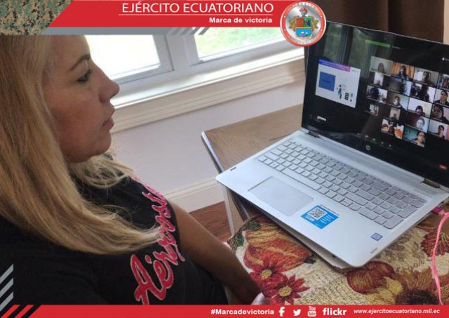 Colegio Militar N.° 4 Abdón Calderón capacita en metodologías de aprendizaje virtual a sus docentes