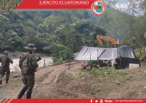Militares encontraron campamentos de minería ilegal en Zamora Chinchipe