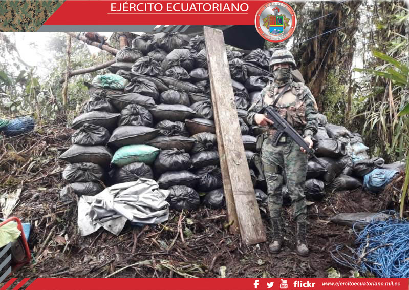 Militares encuentran 800 sacos de material aurífero en Buenos Aires