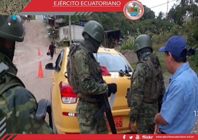 Militares detienen a ciudadano en Zamora con una elevada cantidad de dinero