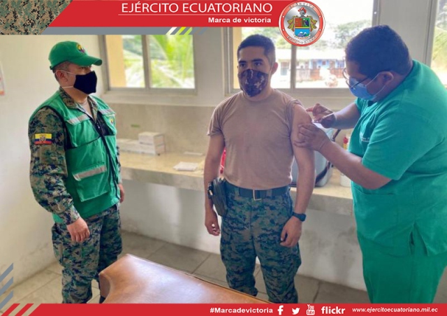 En el Batallón Constitución se realiza campaña de vacunación a personal militar y familiares