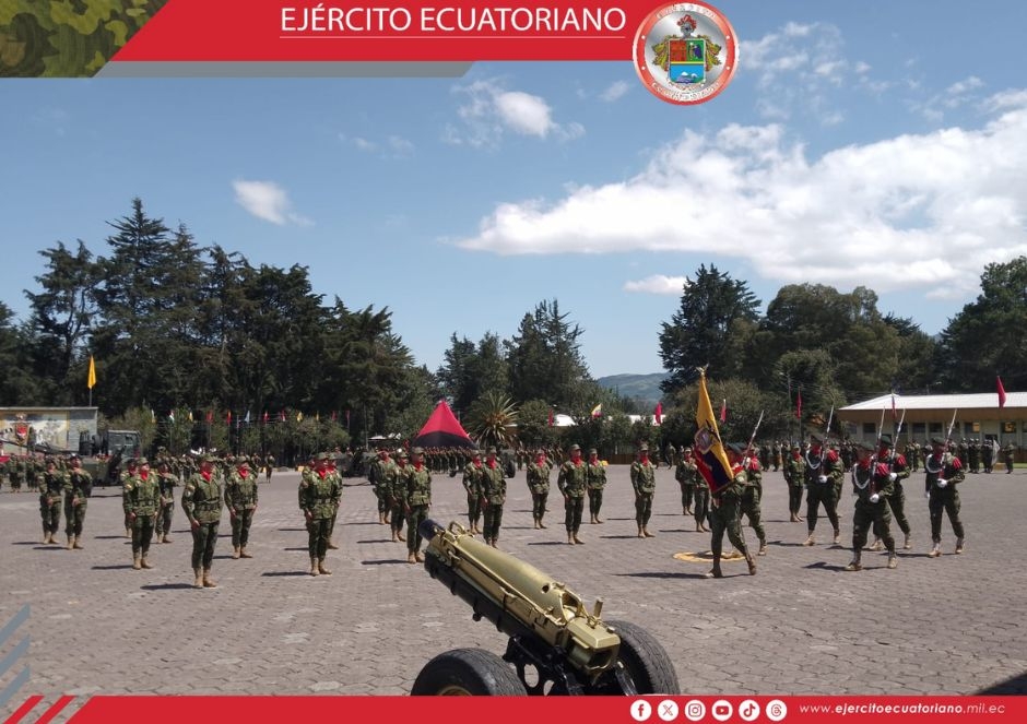 Ceremonia Militar por el Día Clásico del Arma de Artillería