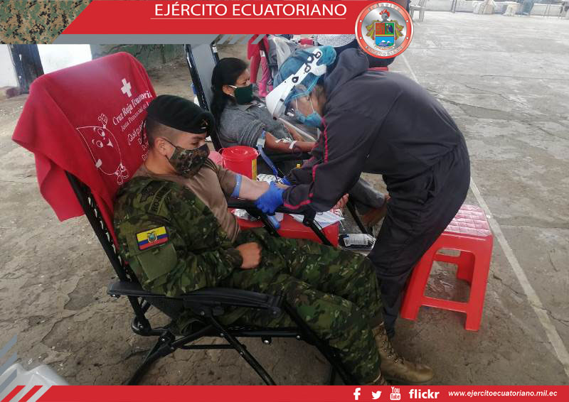 Soldados donan pintas de sangre para salvar vidas