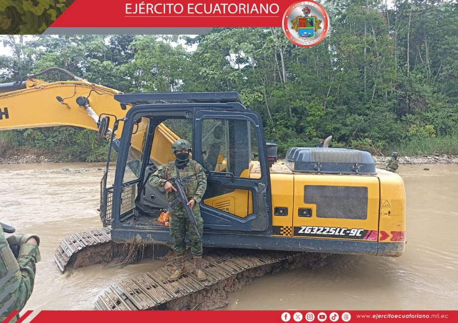 Ejército ejecuta operación contra la minería ilegal en Napo
