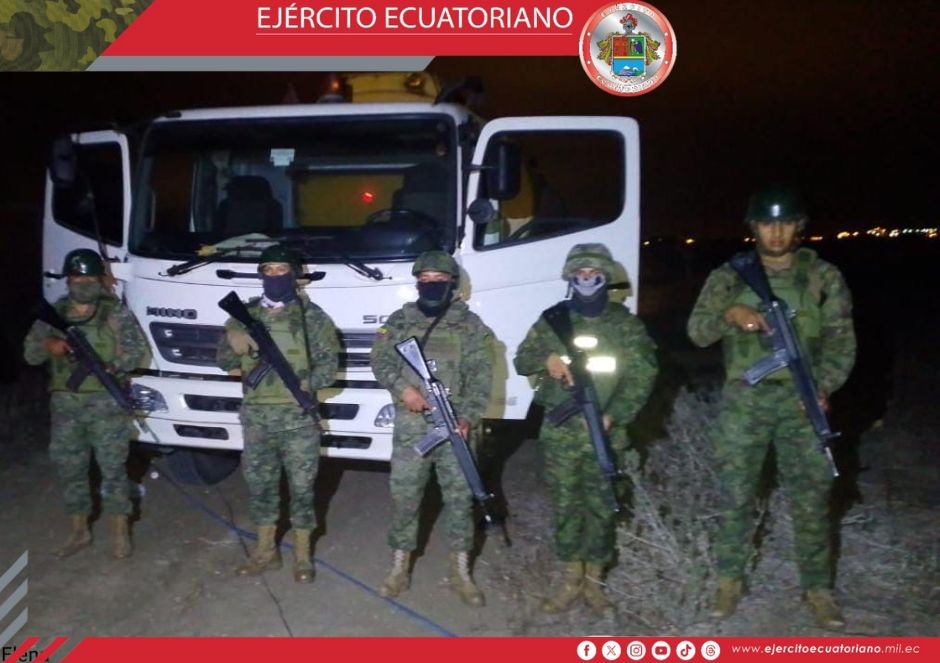 Militares recuperan combustible sustraídos ilegalmente