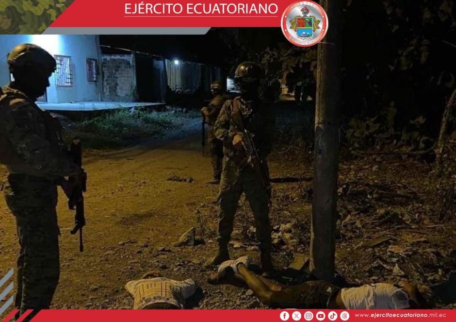 Personas con armas de fuego son detenidos en el cantón El Triunfo