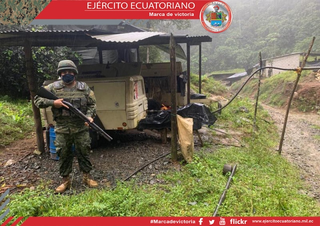 Se decomisó material explosivo en la provincia del Azuay