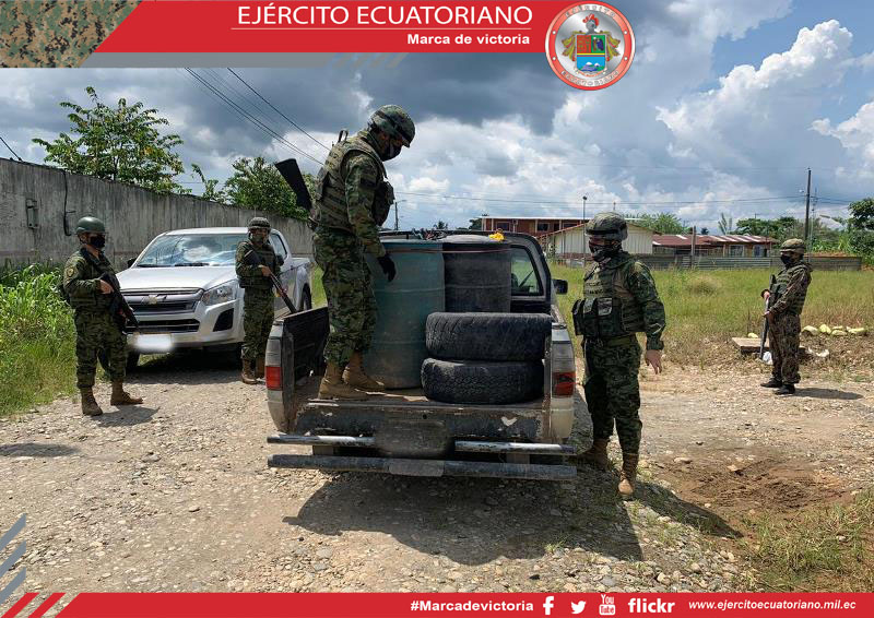Militares incautan combustible en Sucumbíos