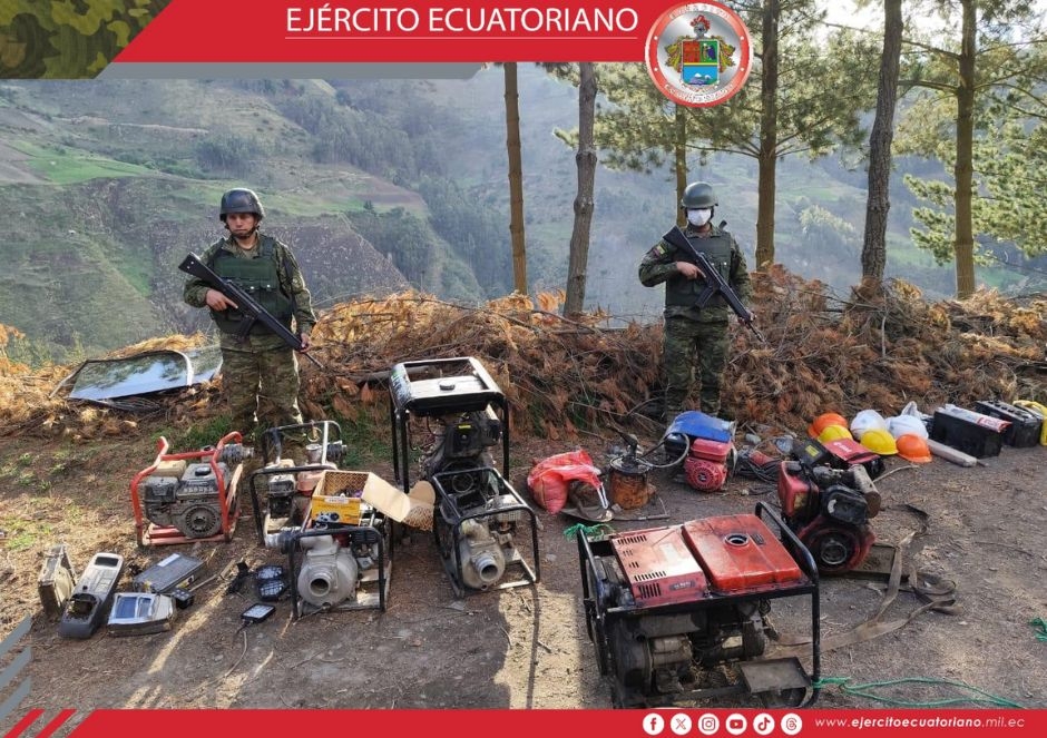 En Chimborazo se destruye campamento improvisado de minería ilegal