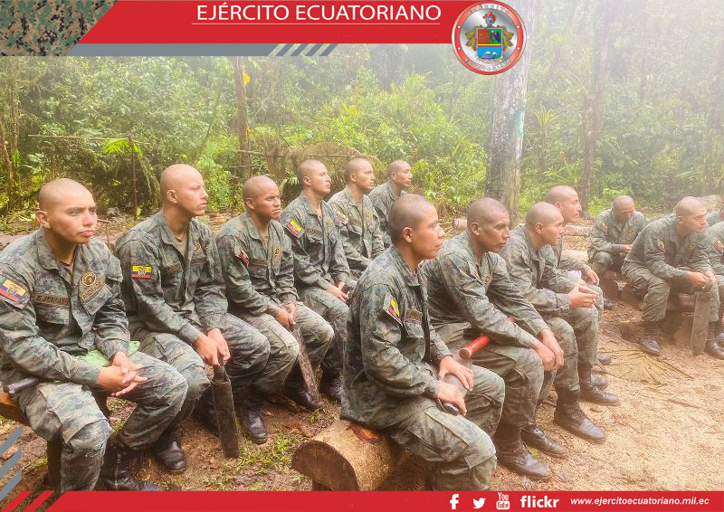 Curso de Comandos inicia fase de selva