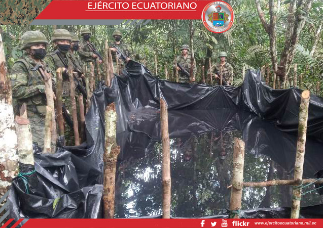 En Sucumbíos militares detectan perforaciones ilegales en el poliducto