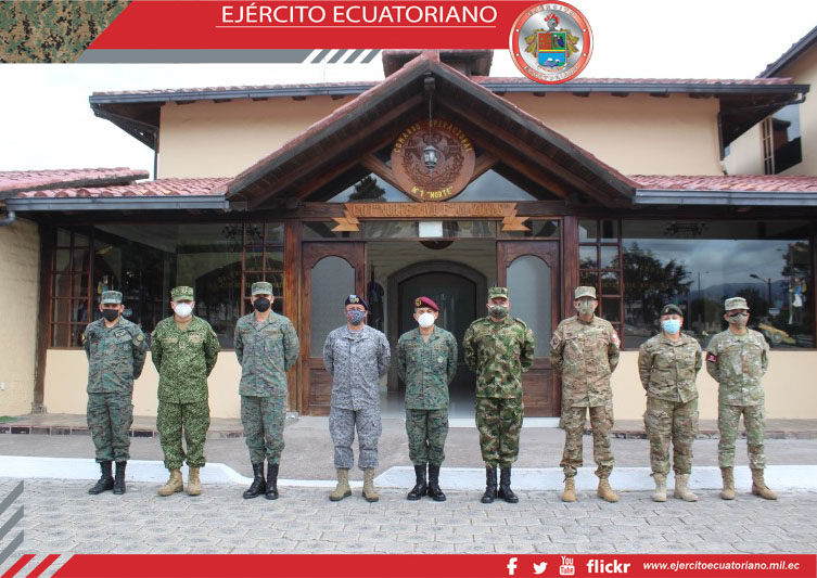 Delegación de militares extranjeros visitaron la Cuarta División de Ejército Amazonas