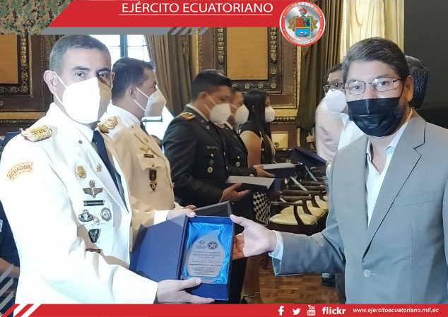 Finaliza capacitación a los agentes de control de los municipios de Quito y Guayaquil