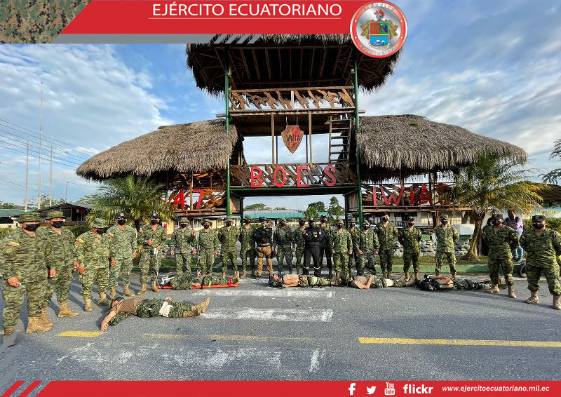 Militares se capacitan en cuidado de heridos