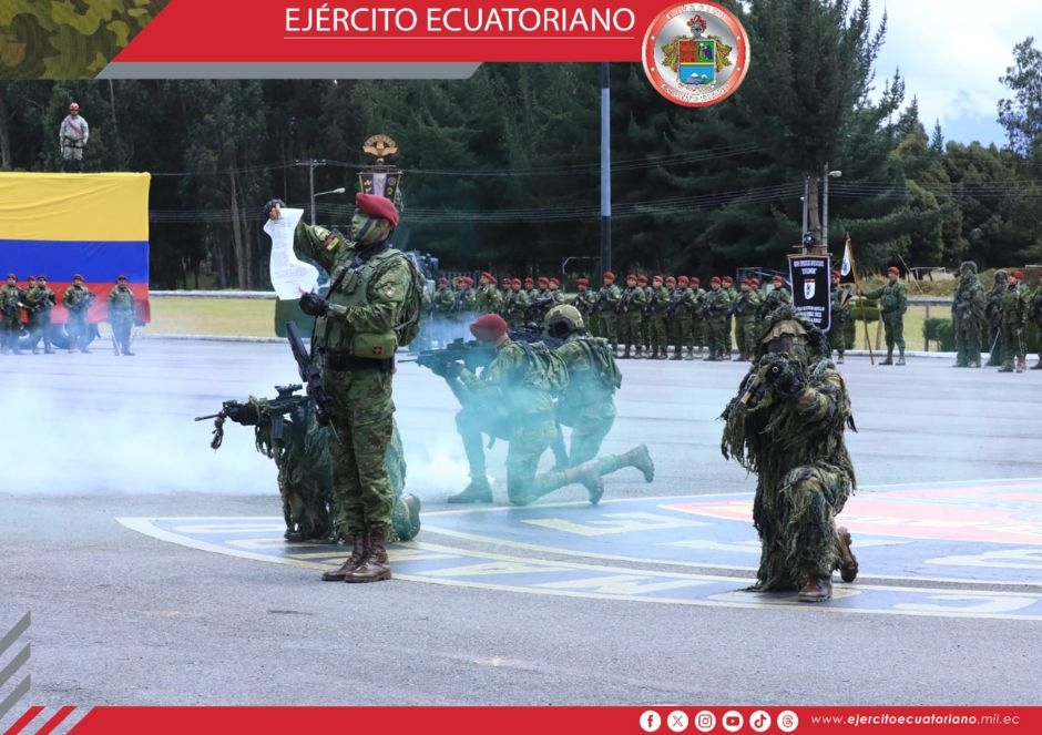 En Latacunga conmemoran aniversario del Dia del Paracaidismo Militar Ecuatoriano