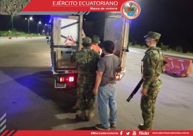 Las Fuerzas Armadas realizan a nivel nacional operaciones militares de control