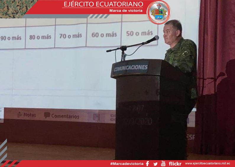 Comandante general del Ejército visita brigada Pastaza para hablar del proceso de transformación