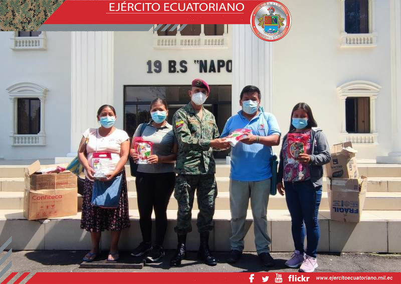 Brigada Napo continúa entregando caramelos en comunidades de la Amazonía