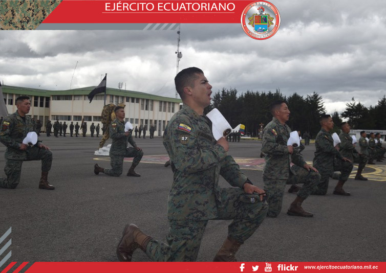 Se graduaron 16 alumnos del XXV Curso de Andinismo, Búsqueda y Rescate Militar