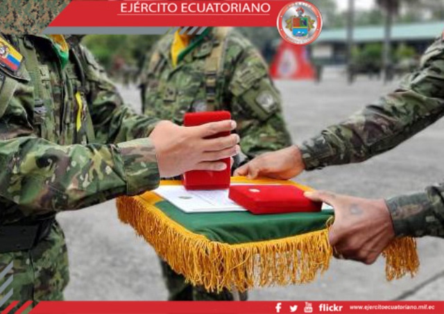 Unidades militares conmemoran la Batalla de Tarqui y Día del Ejército