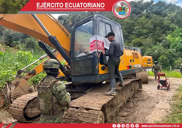 Ejército Ecuatoriano apoya acciones de control minero en Morona Santiago