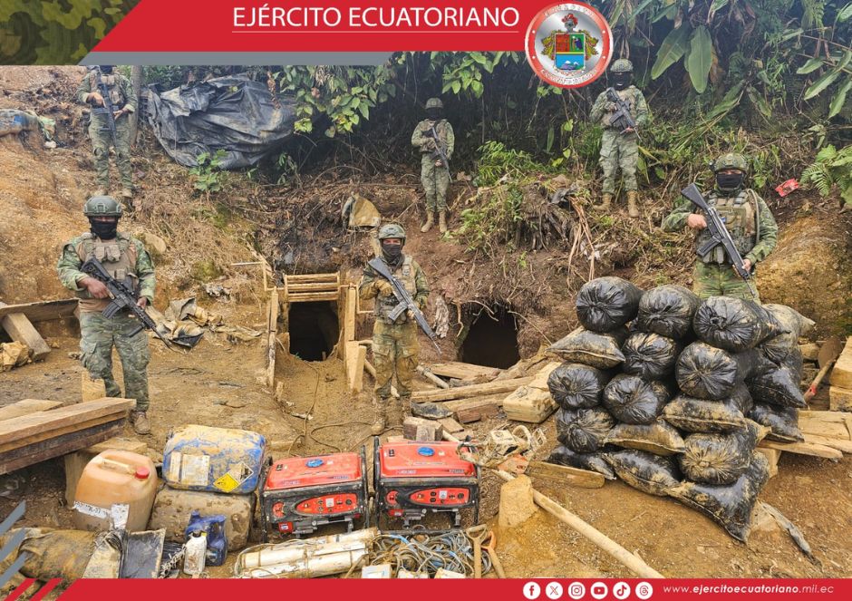 Ejército Ecuatoriano sin descanso contra la minería ilegal en Buenos Aires 