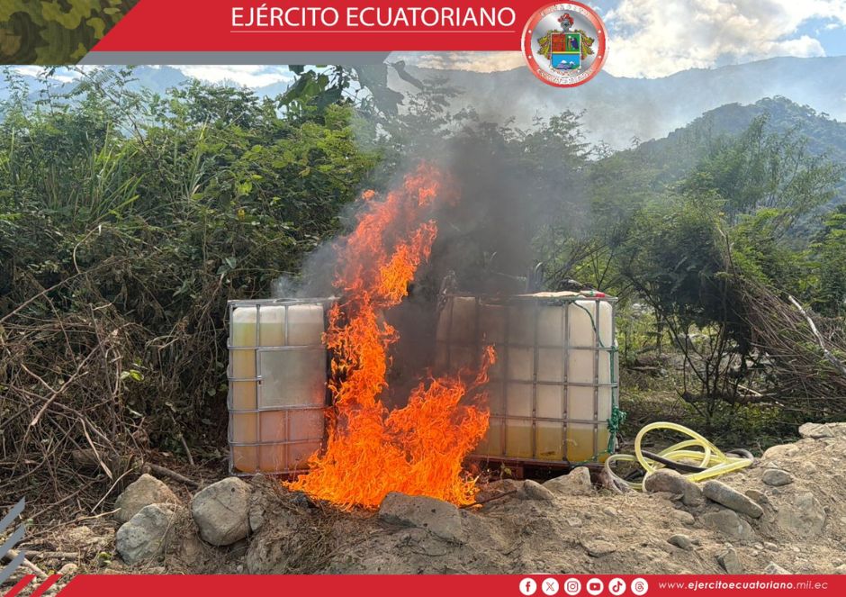 Personal militar continúa su lucha contra la minería ilegal en Loja