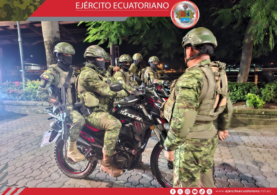 Ejército Ecuatoriano realizó el control del horario de toque de queda en Los Ríos
