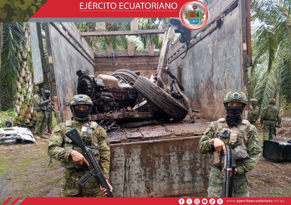Militares desarticulan centro clandestino de desmantelamiento de vehículos robados en Los Ríos