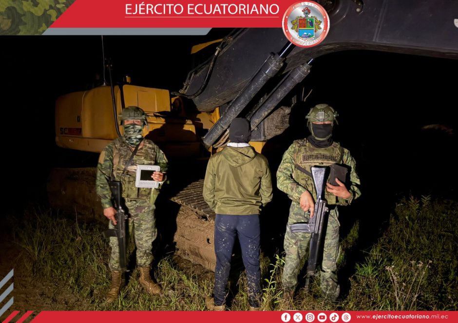 Ejército Ecuatoriano ejecuta operaciones militares al sur del país