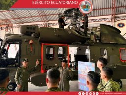 Futuros pilotos del Ejército fortalecen su formación con visita a la Brigada de Aviación 