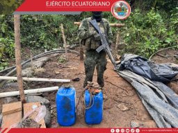 Ejército Ecuatoriano neutraliza material logístico destinado a la minería ilegal en Imbabura 